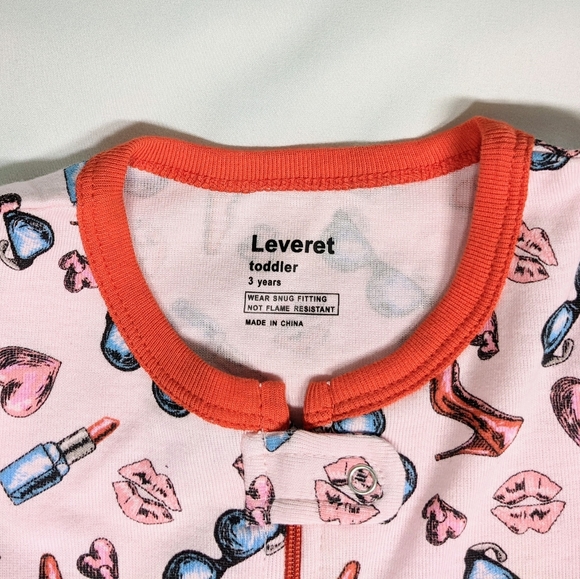 ❌SOLD❌ Leveret 3 yr Footed Sleeper - Picture 2 of 7